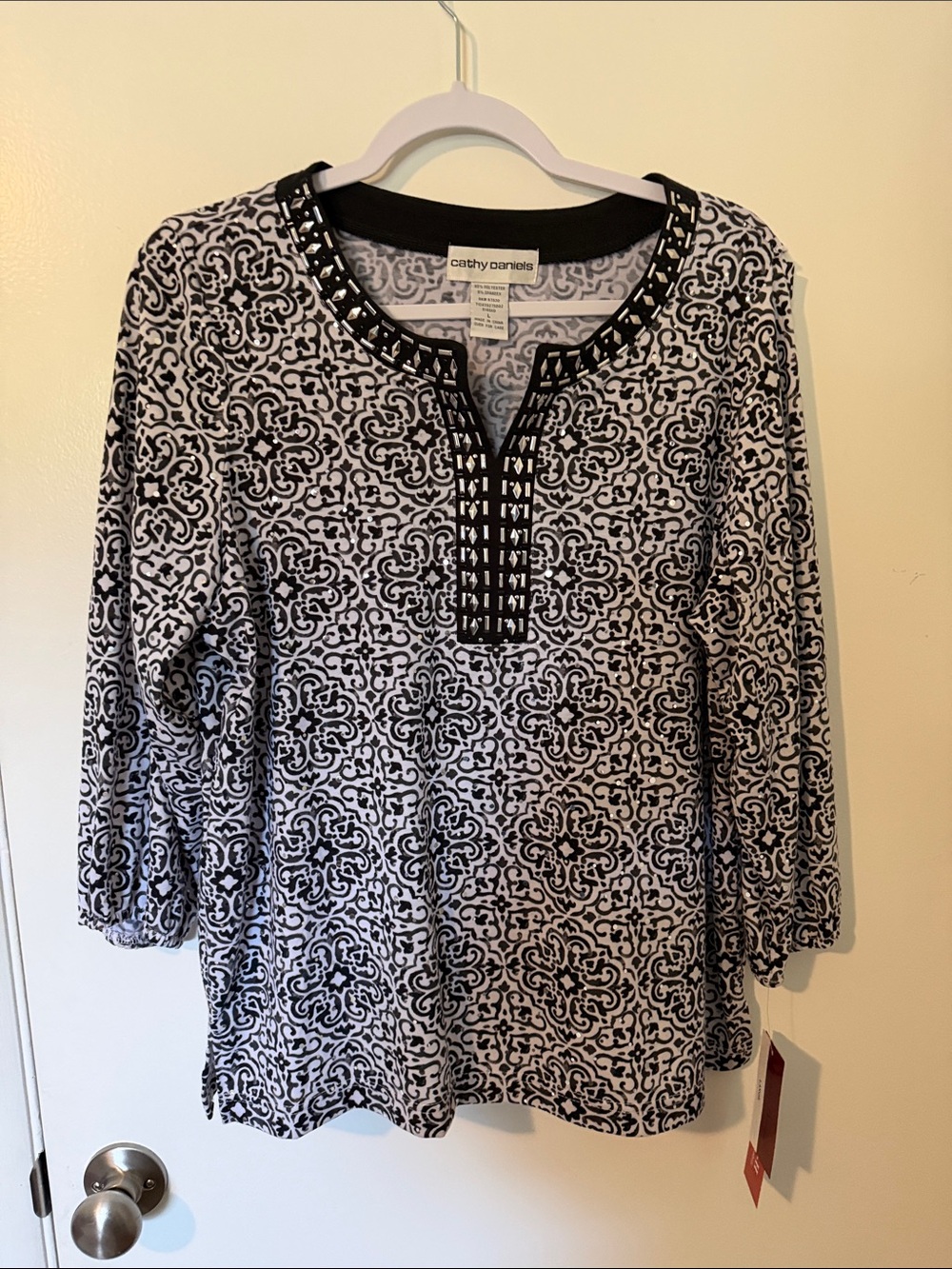 Cathy Daniels Black & White Printed Split-Neck Tunic with Bling NWT Size Large